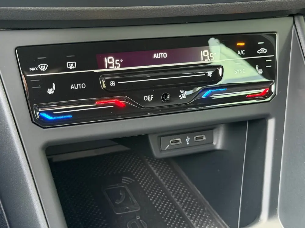 Volkswagen Polo 1.0 TSI R-Line | IQ light | Carplay | Camera uit 2023, foto 16