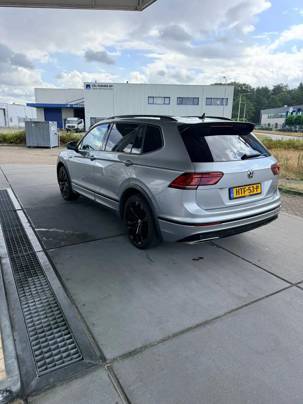 Volkswagen Tiguan Allspace Tiguan 1.5 TSI 150pk 2020 Grijs uit 2020, foto 4