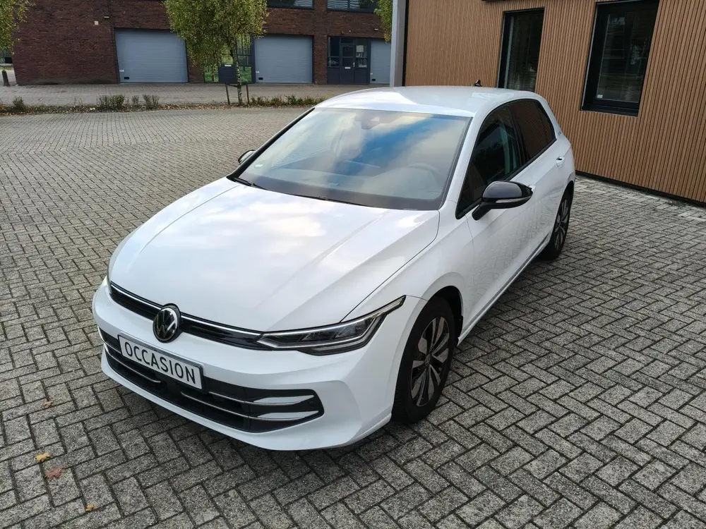 Volkswagen Golf 1.5 eTSI Life Edition GOAL uit 2025, foto 8