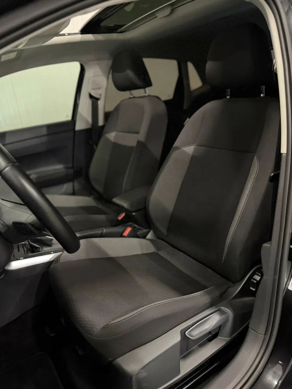 Volkswagen Polo 1.0 TSI R-Line Edition DSG Zwart uit 2024, foto 18