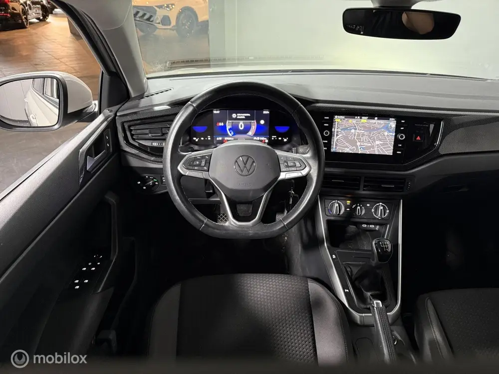 Volkswagen Taigo 1.0 TSI Life | APP CNNCT |AD. CRUISE | NAVI uit 2022, foto 18