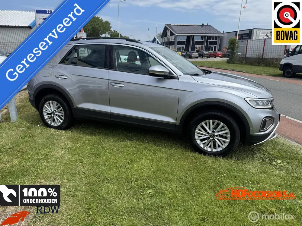 Volkswagen T-Roc 1.5 TSI Life Business ADAPT.CRUISE/CARPLAY/ uit 2023, foto 3