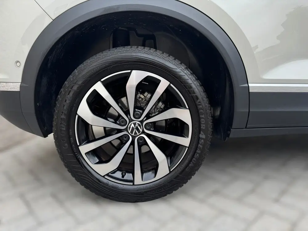 Volkswagen T-Roc 1.0 TSI Style IQ-Light / Ascot Grey / Carpl uit 2023, foto 8