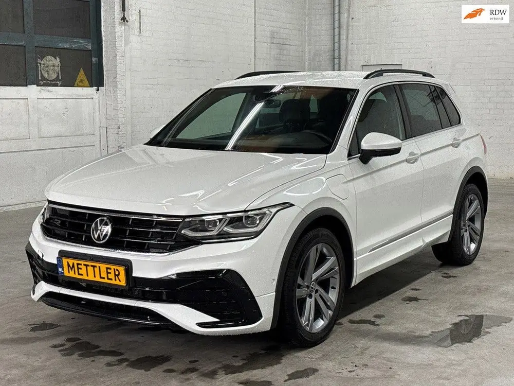 Volkswagen TIGUAN 1.4 TSI Plug-in eHybrid R-Line IQ Lights|3 uit 2021
