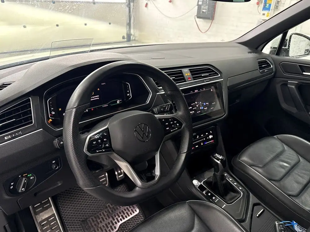Volkswagen TIGUAN 1.4 TSI Plug-in eHybrid R-Line IQ Lights|3 uit 2021, foto 15