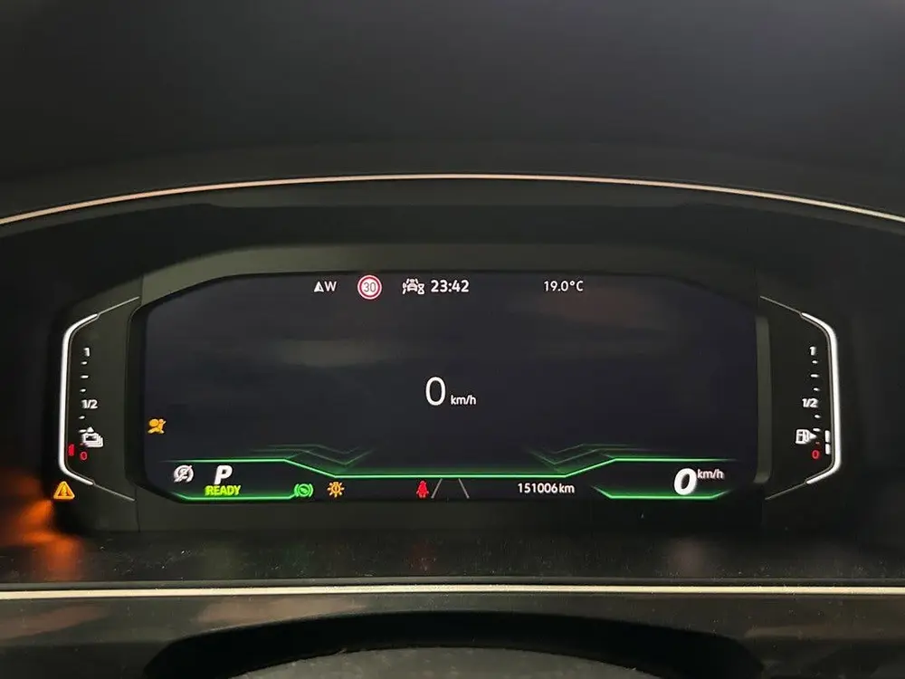 Volkswagen TIGUAN 1.4 TSI Plug-in eHybrid R-Line IQ Lights|3 uit 2021, foto 18