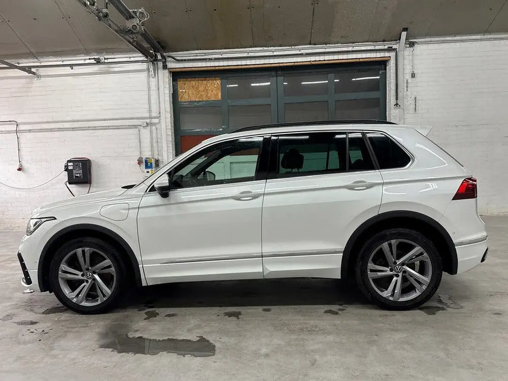 Volkswagen TIGUAN 1.4 TSI Plug-in eHybrid R-Line IQ Lights|3 uit 2021, foto 2