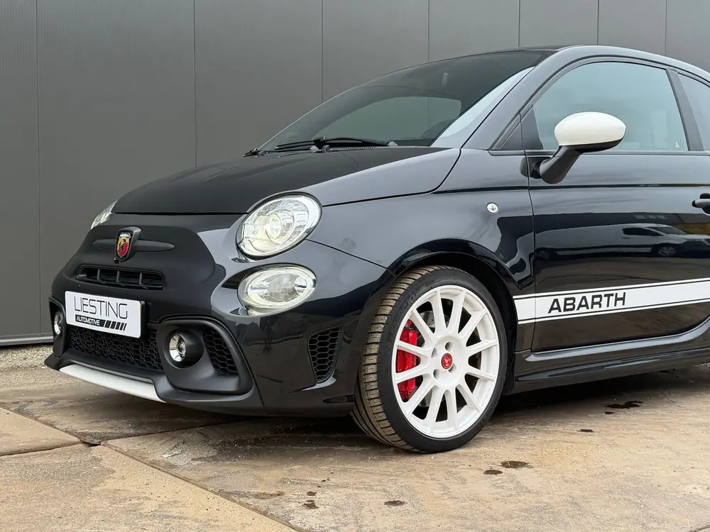 Abarth 695 uit 2021, foto 5