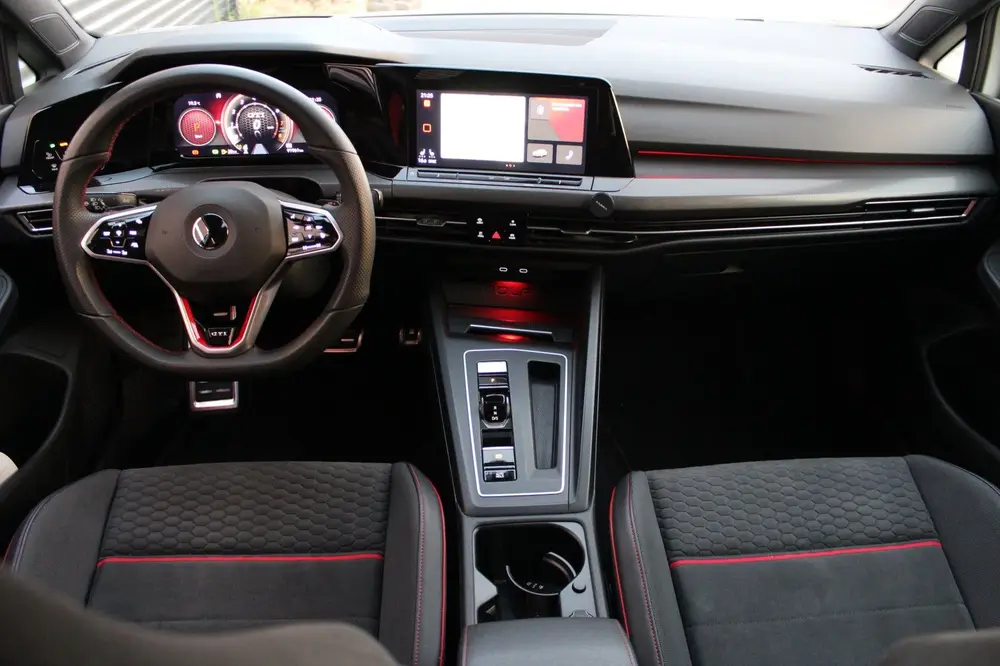 Volkswagen Golf 2.0 TSI GTI | Clubsport | Panoramadak | HUD uit 2021, foto 2