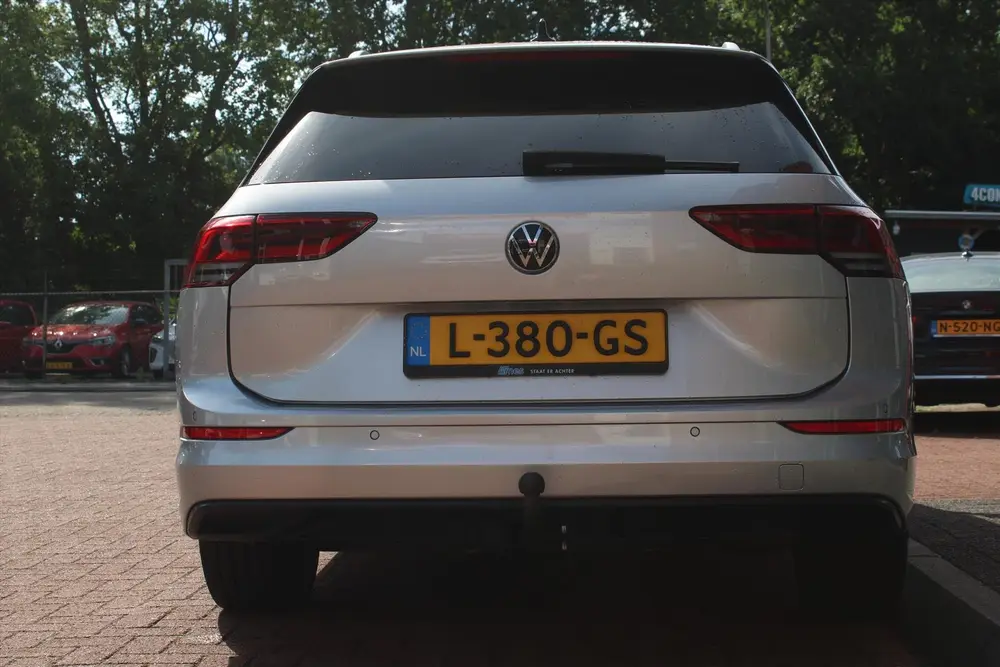 VOLKSWAGEN Golf Variant 1.0 eTSI Aut. *Life* | Trekhaak | Ca uit 2021, foto 4