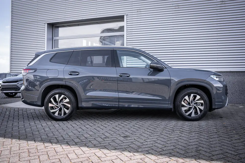 Volkswagen Tayron 1.5 eTSI 150PK 7Persoons Life uit 2025, foto 18