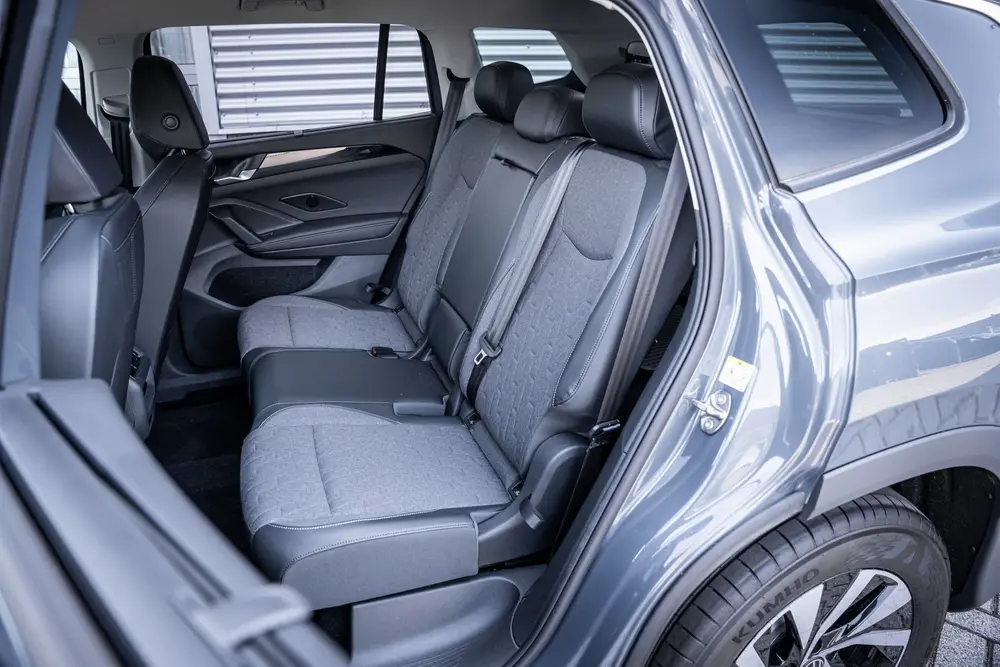 Volkswagen Tayron 1.5 eTSI 150PK 7Persoons Life uit 2025, foto 9