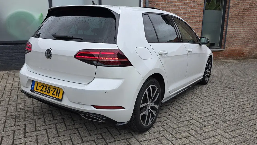 Volkswagen Golf 1.0 TSI Highline R-Line 115pk Navi, Camera uit 2020, foto 7