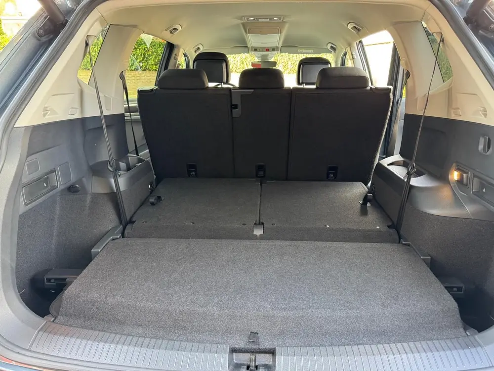 Volkswagen Tiguan Allspace Tiguan 1.5 TSI 150pk 2021 R-Line uit 2021, foto 14