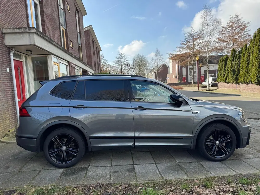 Volkswagen Tiguan Allspace Tiguan 1.5 TSI 150pk 2021 R-Line uit 2021, foto 17