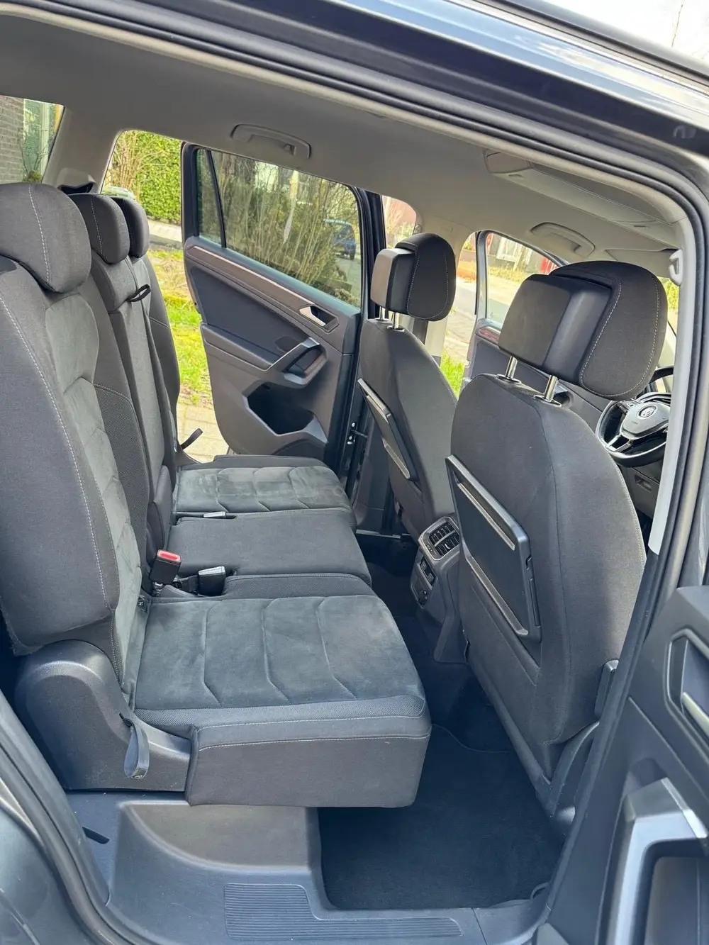 Volkswagen Tiguan Allspace Tiguan 1.5 TSI 150pk 2021 R-Line uit 2021, foto 18