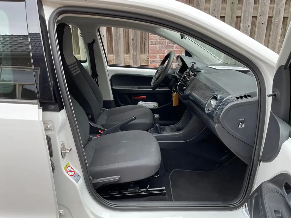 Volkswagen Up! 1.0 BMT take up! AIRCO, 1ste eigenaar, 5-deur uit 2020, foto 9