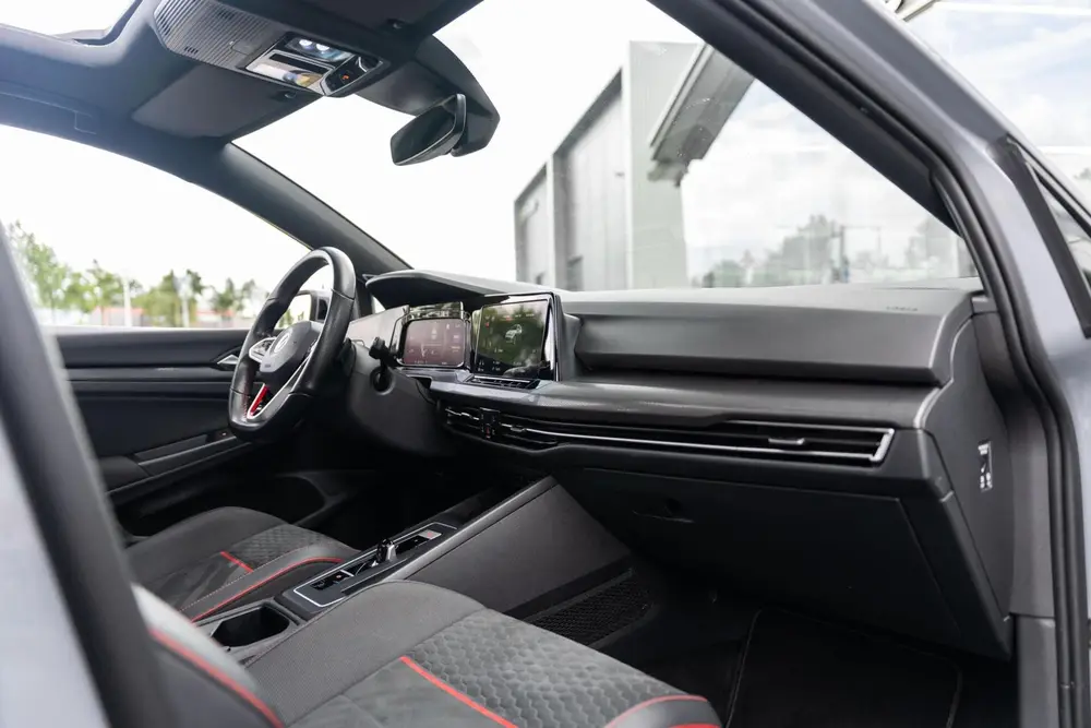 Volkswagen Golf 2.0 TSI GTI Clubsport Pano HK DSG LED uit 2021, foto 17