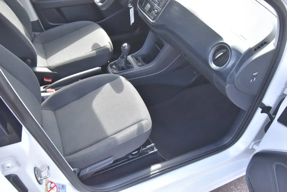 Volkswagen Up! 1.0 BMT move up! , CLIMATR , CR CONTROL , A U uit 2020, foto 6