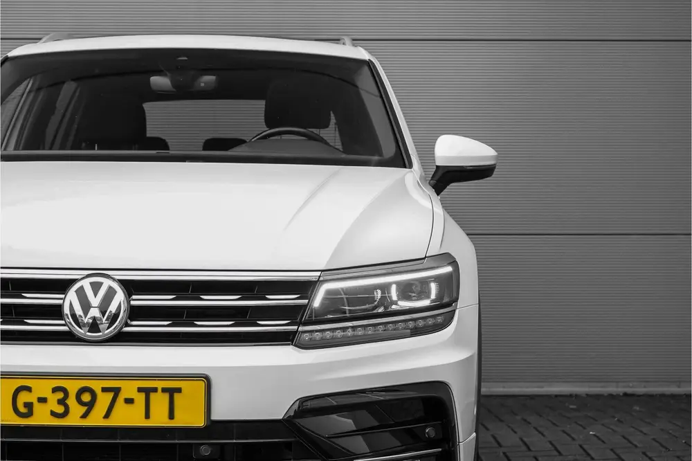 Volkswagen Tiguan 1.5 TSI DSG R-Line Pano ACC Camera CarPlay uit 2019, foto 15