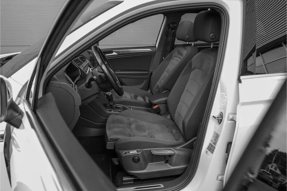 Volkswagen Tiguan 1.5 TSI DSG R-Line Pano ACC Camera CarPlay uit 2019, foto 5