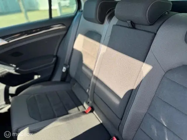 Volkswagen Golf 1.5 TSI Highline Business R uit 2019, foto 19