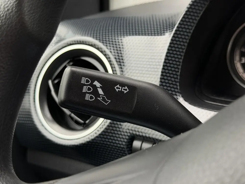 Volkswagen Up! 1.0 | Facelift | Airco | Regensensor | Dealer uit 2021, foto 18