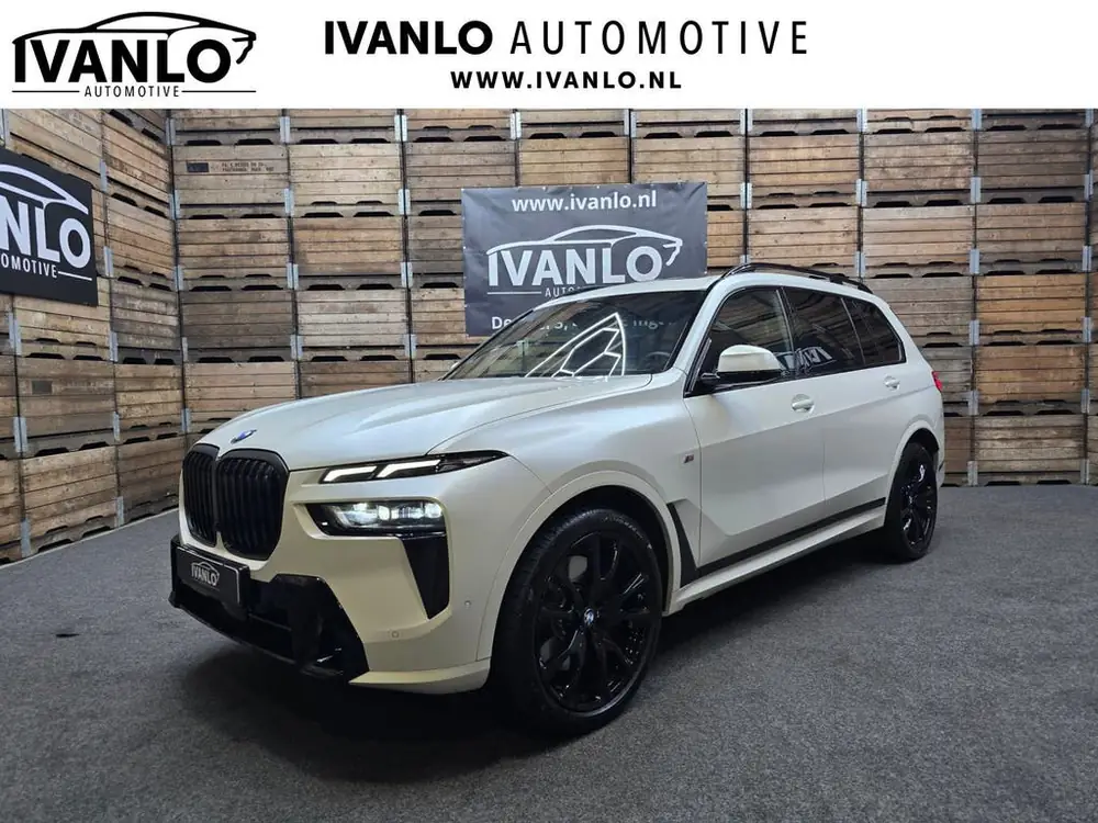 BMW X7 4.0 D M Sport Pano Softclose Ambiente Camera Leder Na uit 2025