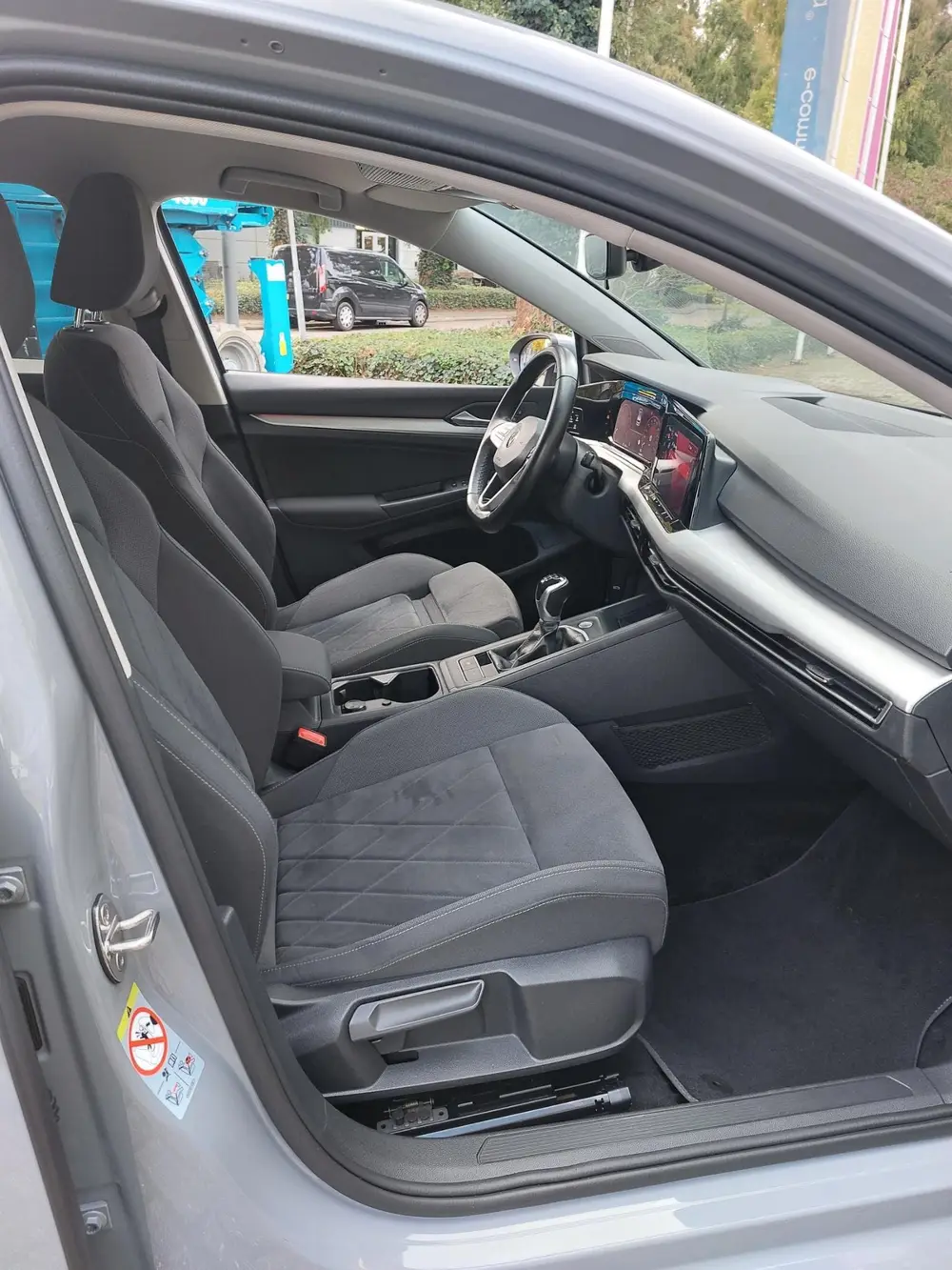 Volkswagen Golf 1.5 TSI Life Business 17 inch Sport st uit 2020, foto 14