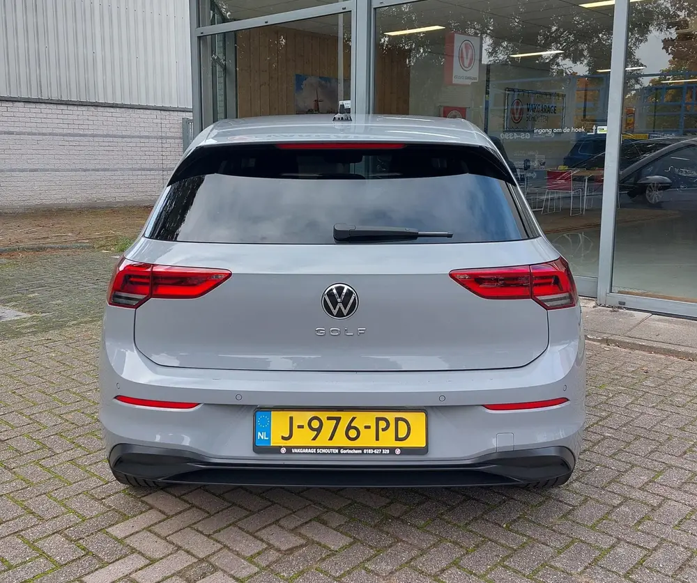 Volkswagen Golf 1.5 TSI Life Business 17 inch Sport st uit 2020, foto 6