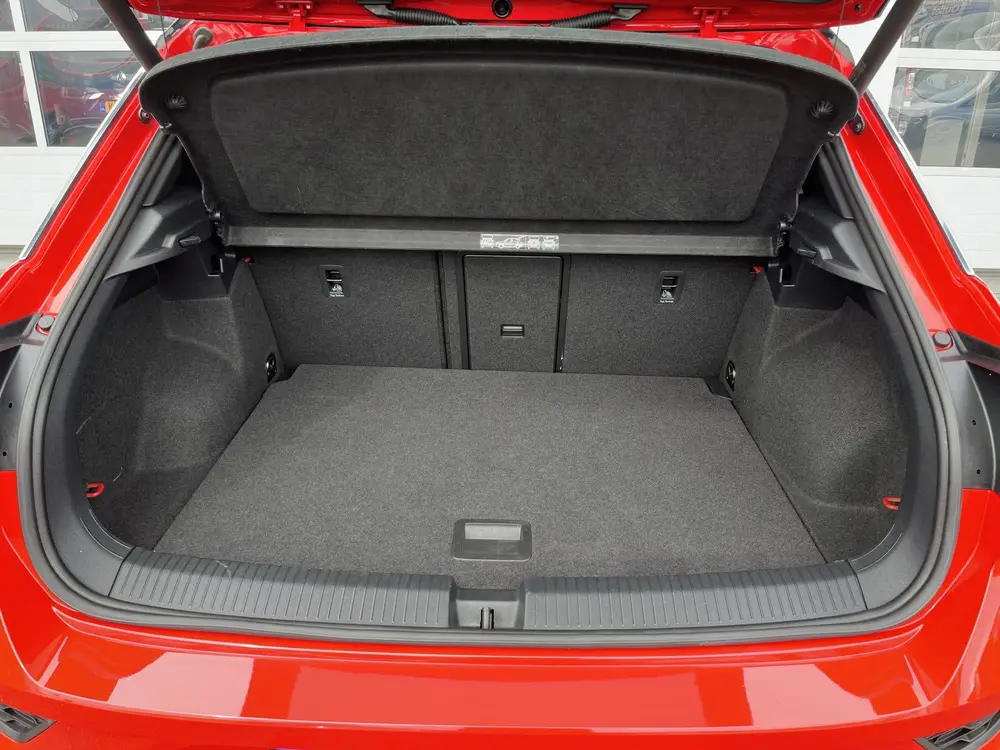 Volkswagen T-Roc 1.5 TSI Sport Business R-line Digitaal disp uit 2021, foto 16