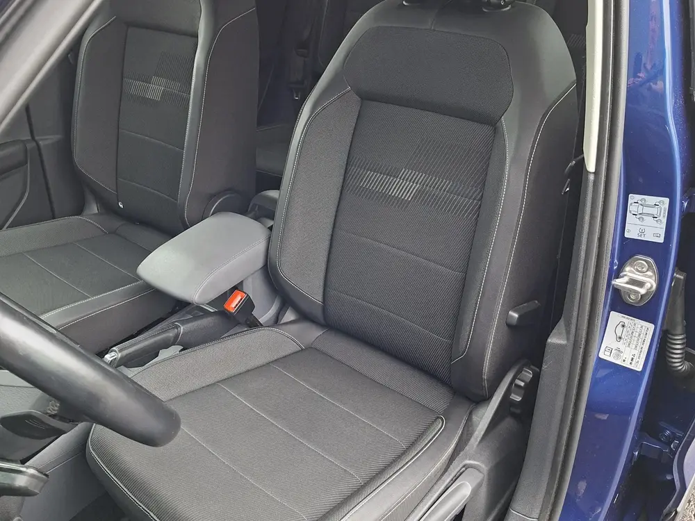 Volkswagen T-Cross 1.0 TSI Style Camera, trekhaak, stoelverw uit 2019, foto 14