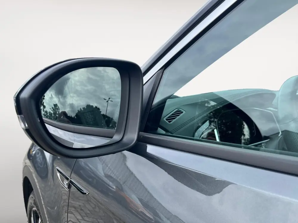 Volkswagen T-Roc 1.5 TSI R-Line Edition | Panoramadak | Park uit 2025, foto 14