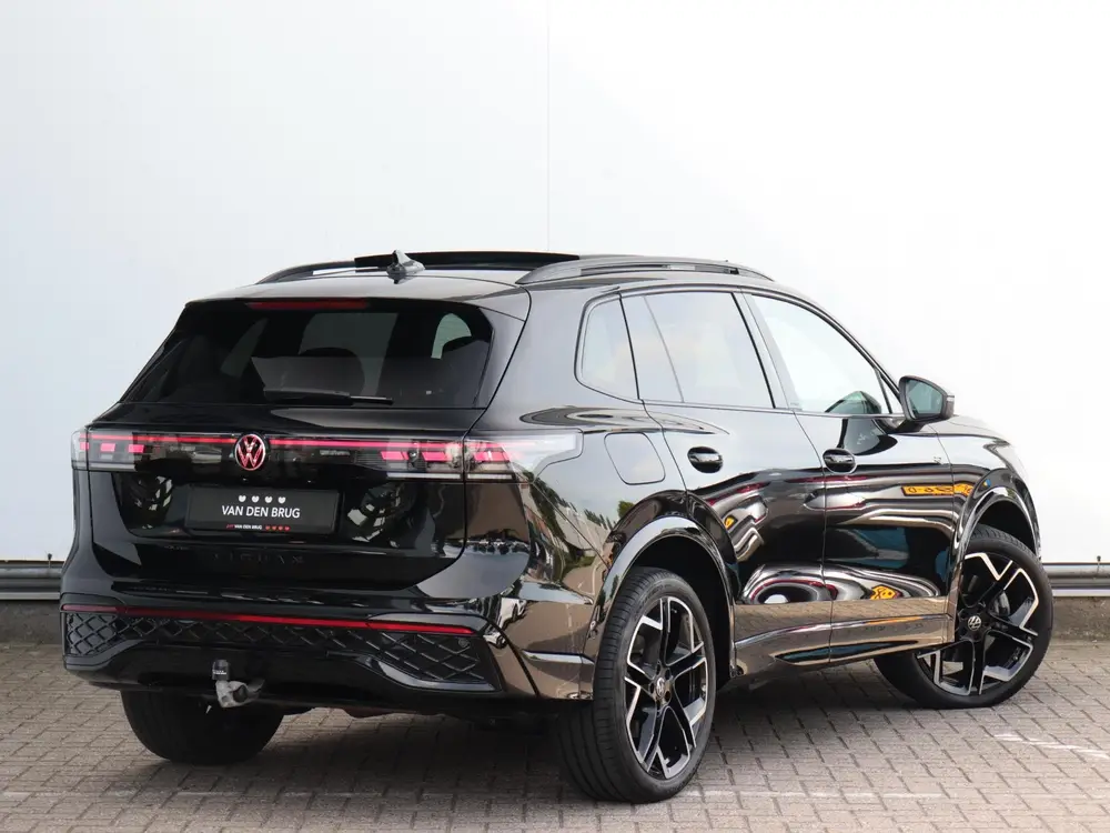 Volkswagen Tiguan 1.5 eHybrid R-Line | Leder | Trekhaak | Ha uit 2025, foto 4