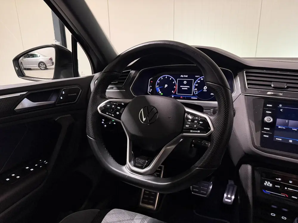 Volkswagen Tiguan 1.5 TSI R-Line Pano Virtual Harman Kardon uit 2021, foto 12