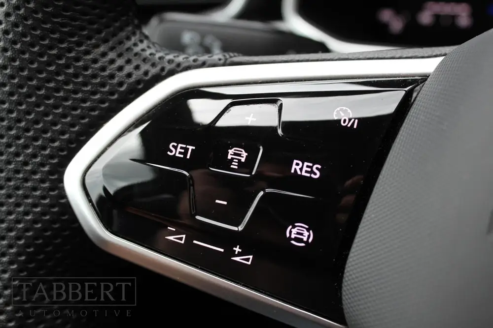 Volkswagen T-Roc 1.0 TSI R-Line ACC Camera IQ Light BTW uit 2023, foto 10