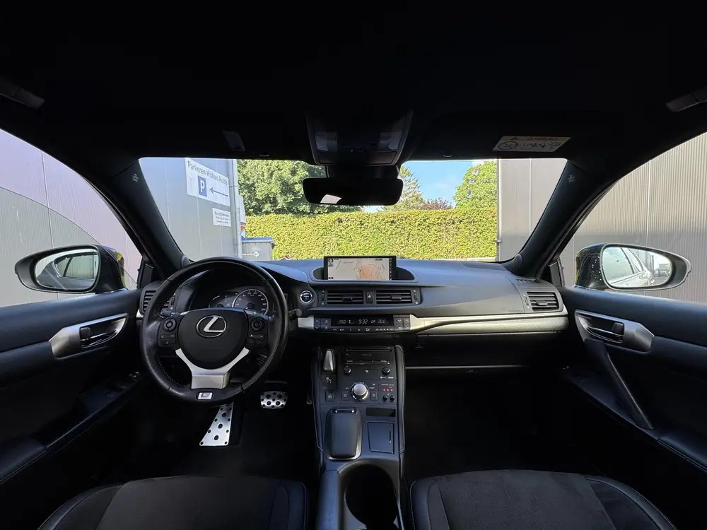 Lexus CT 200h F Sport Line Adaptieve Cruise Stoelverwarming uit 2019, foto 19