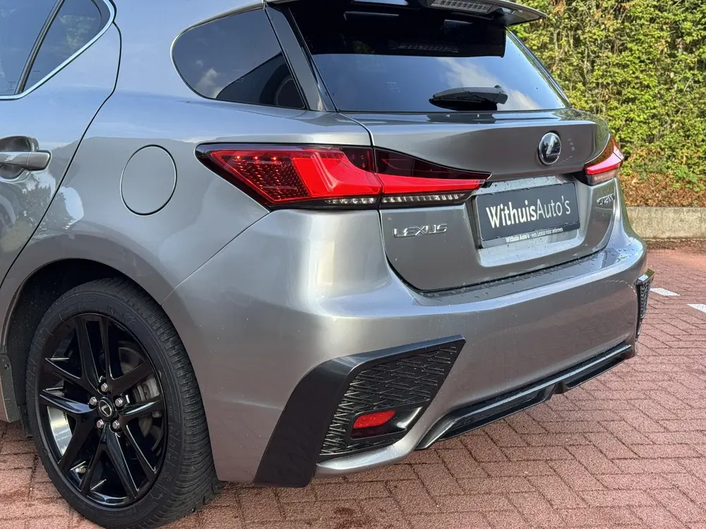 Lexus CT 200h F Sport Line Adaptieve Cruise Stoelverwarming uit 2019, foto 8