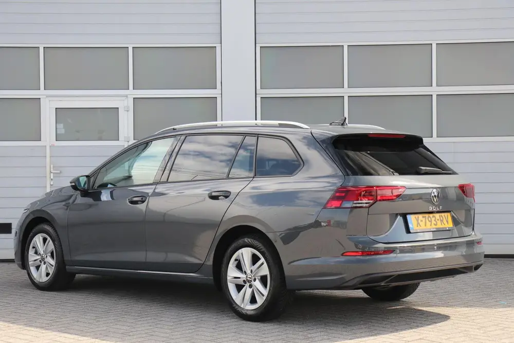 Volkswagen Golf Variant 1.0 TSI 110pk Life | Navigatie | Get uit 2024, foto 11