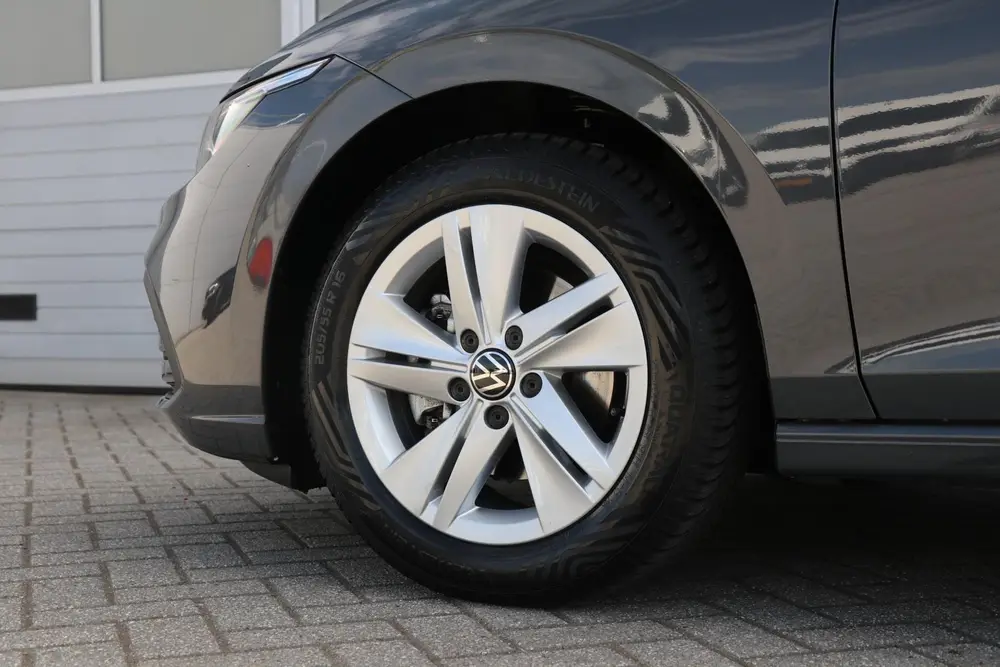 Volkswagen Golf Variant 1.0 TSI 110pk Life | Navigatie | Get uit 2024, foto 13