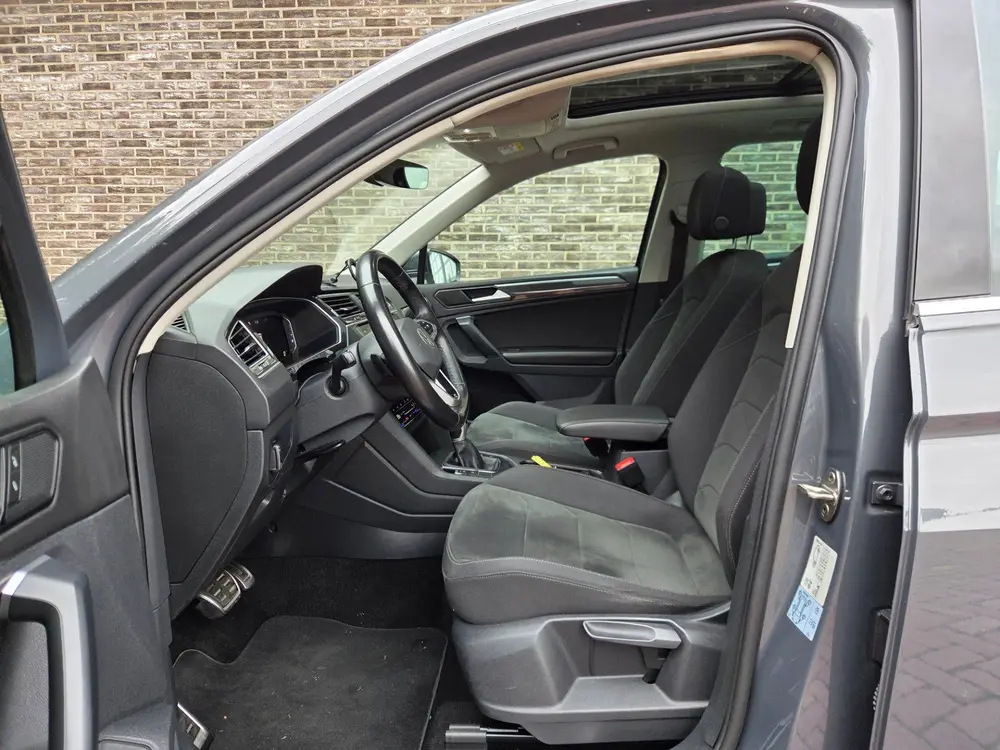 Volkswagen Tiguan 1.4 TSI eHybrid R-Line Business+ | Panoram uit 2021, foto 13