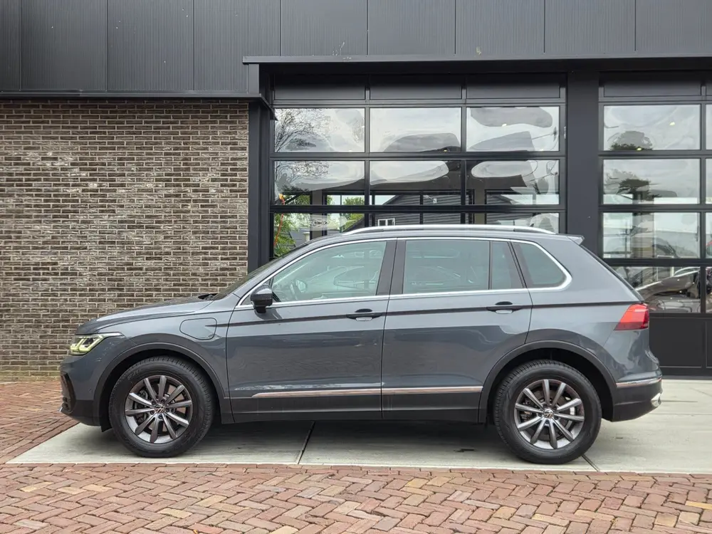 Volkswagen Tiguan 1.4 TSI eHybrid R-Line Business+ | Panoram uit 2021, foto 6