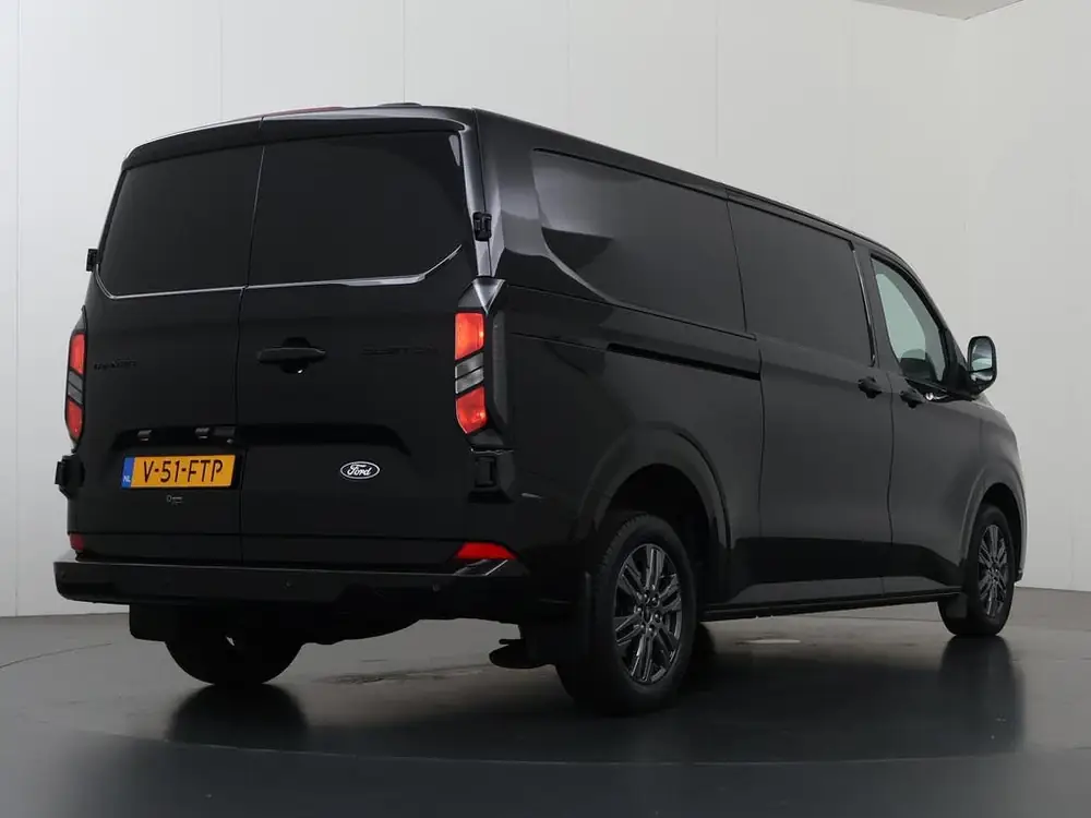 Ford Transit Custom 320 2.0 TDCI | 136 PK | LIMITED | L2 H1 uit 2024, foto 2