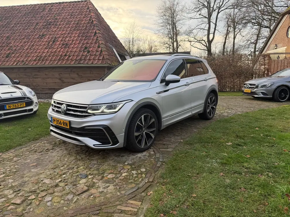 Volkswagen Tiguan 1.5 TSI 2X R-Line -VIRTUEL-PANO-CAMERA-LED uit 2022, foto 12