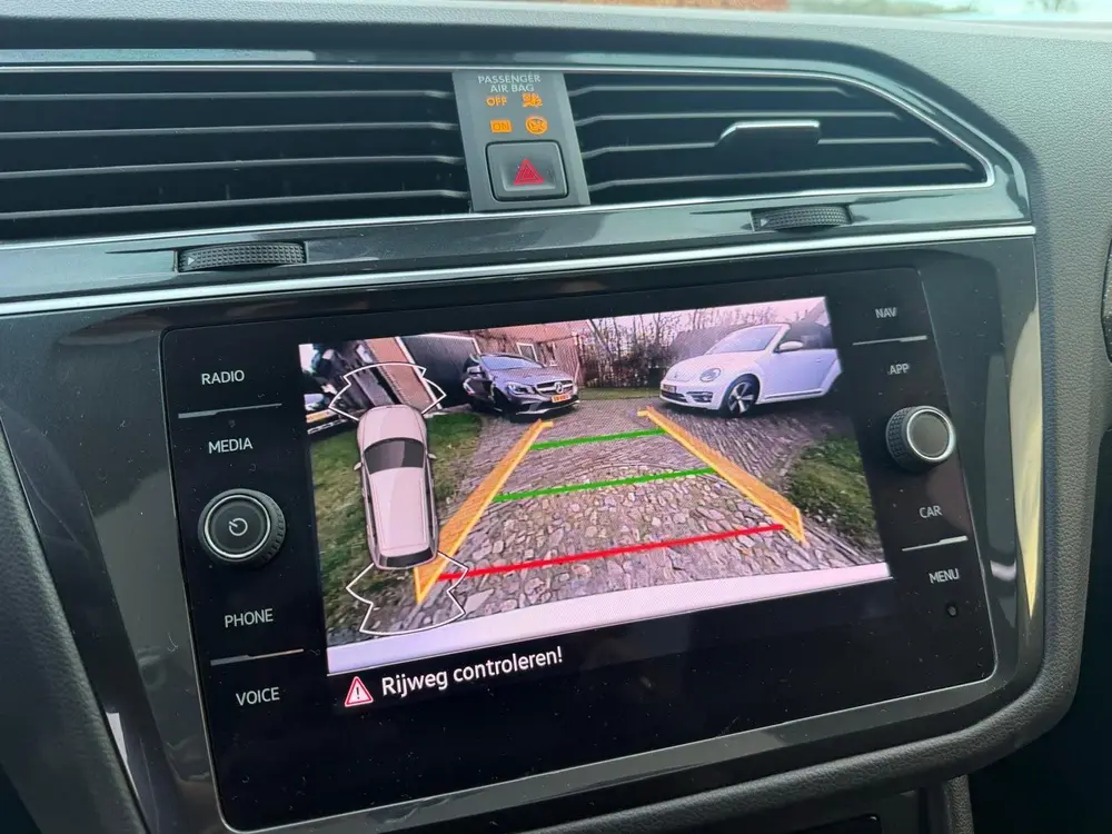 Volkswagen Tiguan 1.5 TSI 2X R-Line -VIRTUEL-PANO-CAMERA-LED uit 2022, foto 13