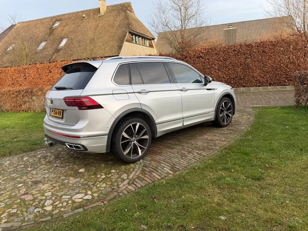 Volkswagen Tiguan 1.5 TSI 2X R-Line -VIRTUEL-PANO-CAMERA-LED uit 2022, foto 7