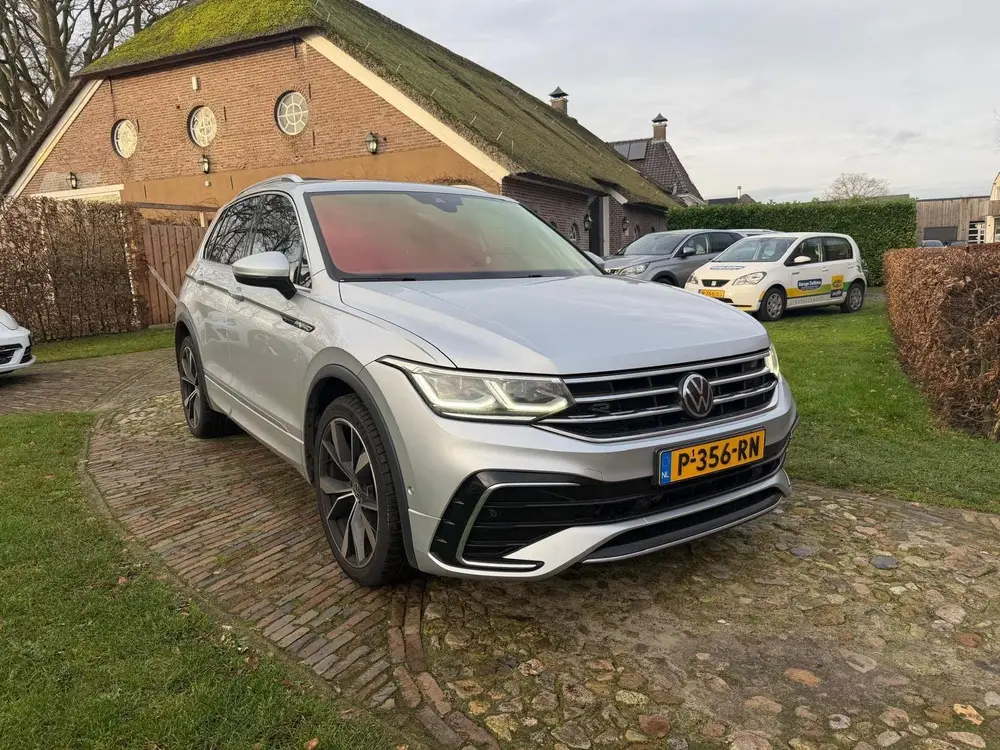 Volkswagen Tiguan 1.5 TSI 2X R-Line -VIRTUEL-PANO-CAMERA-LED uit 2022, foto 8