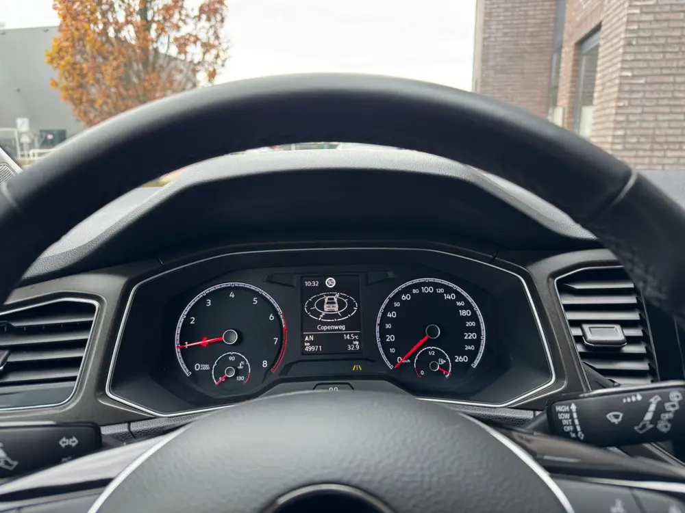Volkswagen T-Roc 1.5 TSI Sport Business R Navi, LED, Camera uit 2019, foto 13