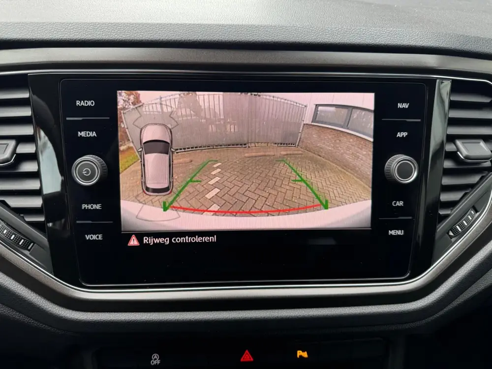 Volkswagen T-Roc 1.5 TSI Sport Business R Navi, LED, Camera uit 2019, foto 8