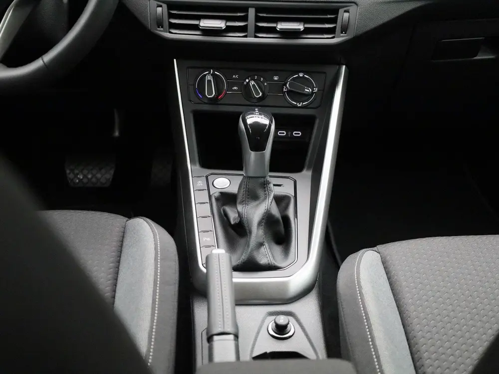 Volkswagen Taigo 1.0 TSI Life Edition | Automaat | Apple Car uit 2025, foto 9